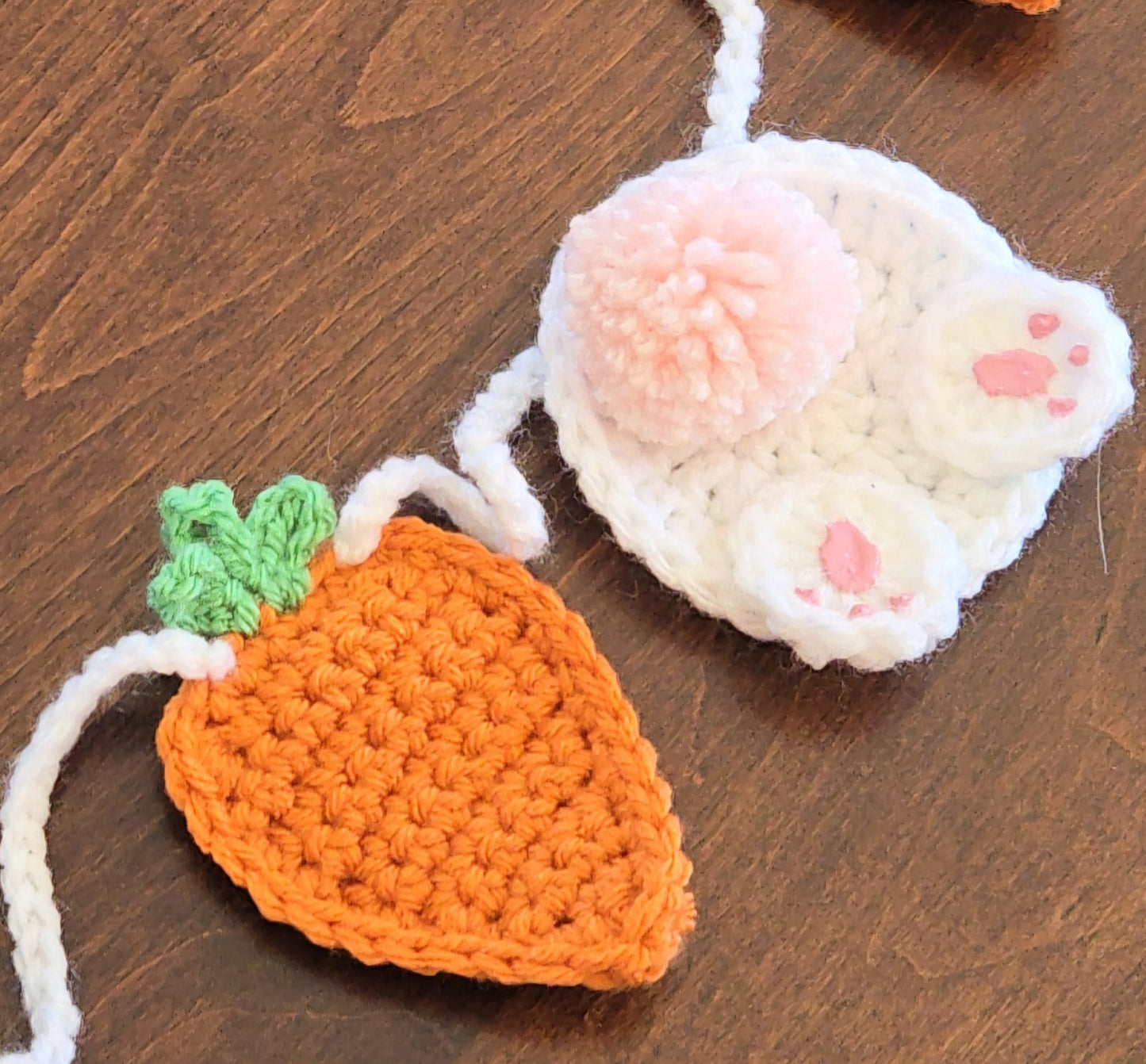 Easter Bunny Bottoms & Carrots Garland