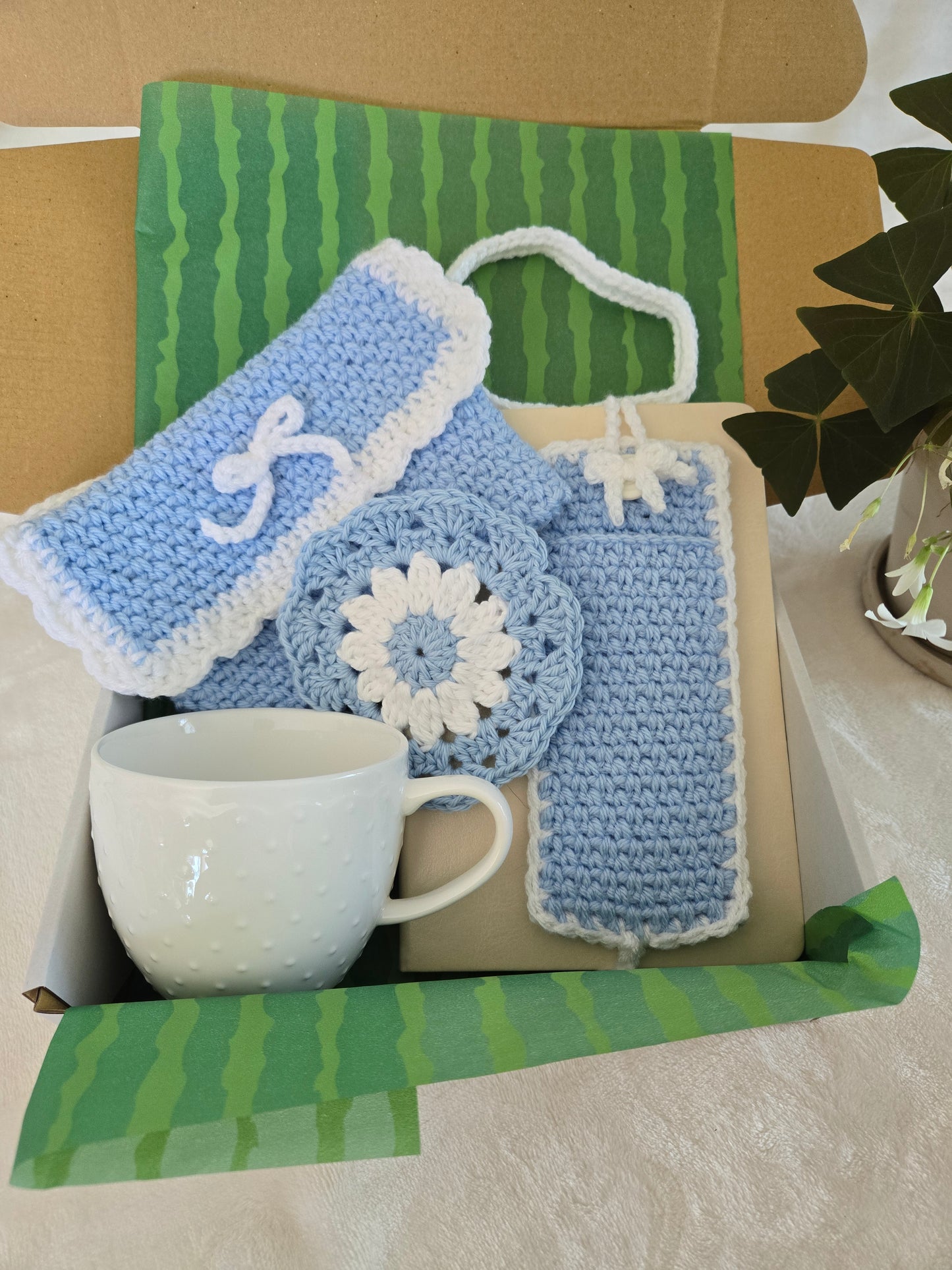 Mother’s Day Gift Box for Mom – Quiet Sky Blue for Relaxing
