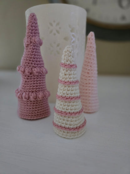 Blush Noel Crochet Tabletop Christmas Tree Set – Set of 3