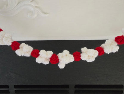 Winter Wishes Crochet Popcorn & Cranberry Garland 5ft