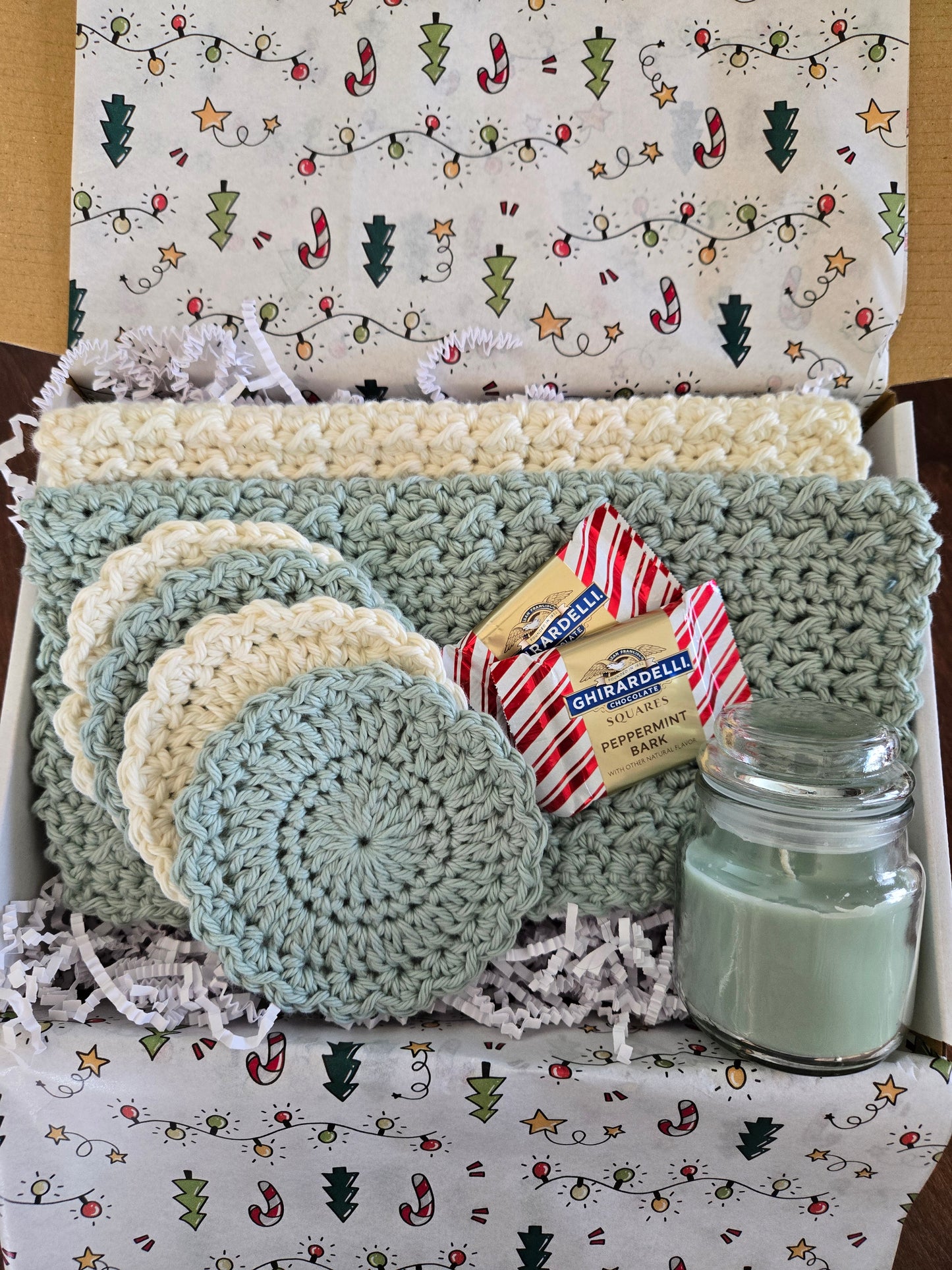 Cozy Green & Cream Mini Spa Gift – Perfect Winter Self-Care