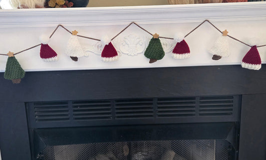 Vintage Evergreen Crochet Garland – Trees & Cozy Hats