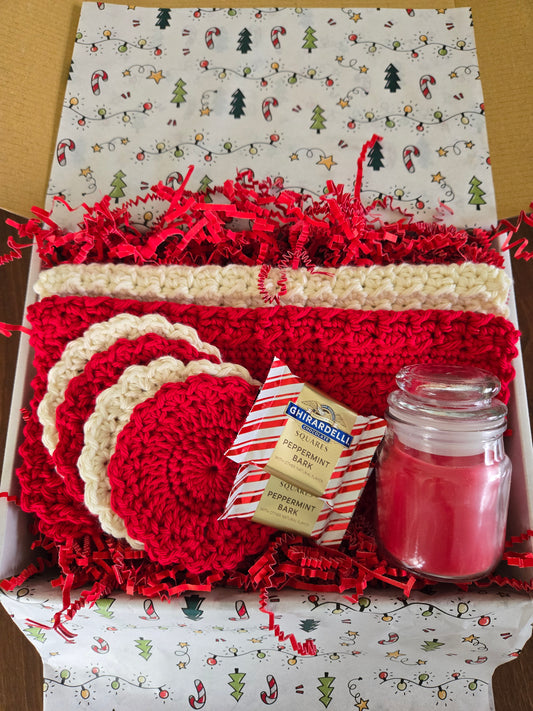 Holiday Mini Spa Box in Red & Cream – Gift for Her