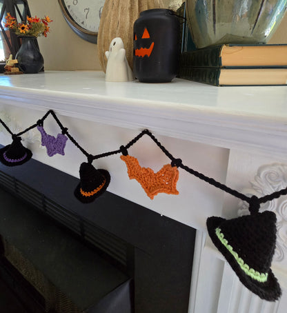Witches Hat & Bats Halloween Garland – Spooky Crochet Decoration