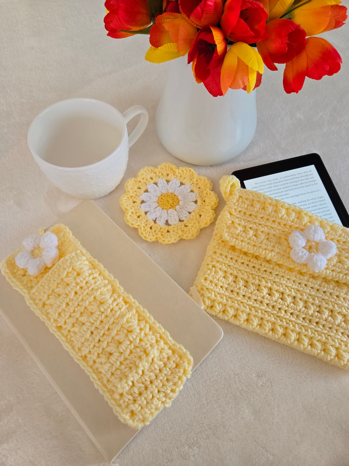 Mother’s Day Gift Box – Sun-Soft Yellow for Gentle Moments