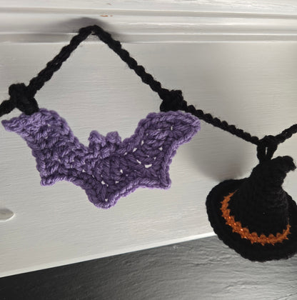 Witches Hat & Bats Halloween Garland – Spooky Crochet Decoration