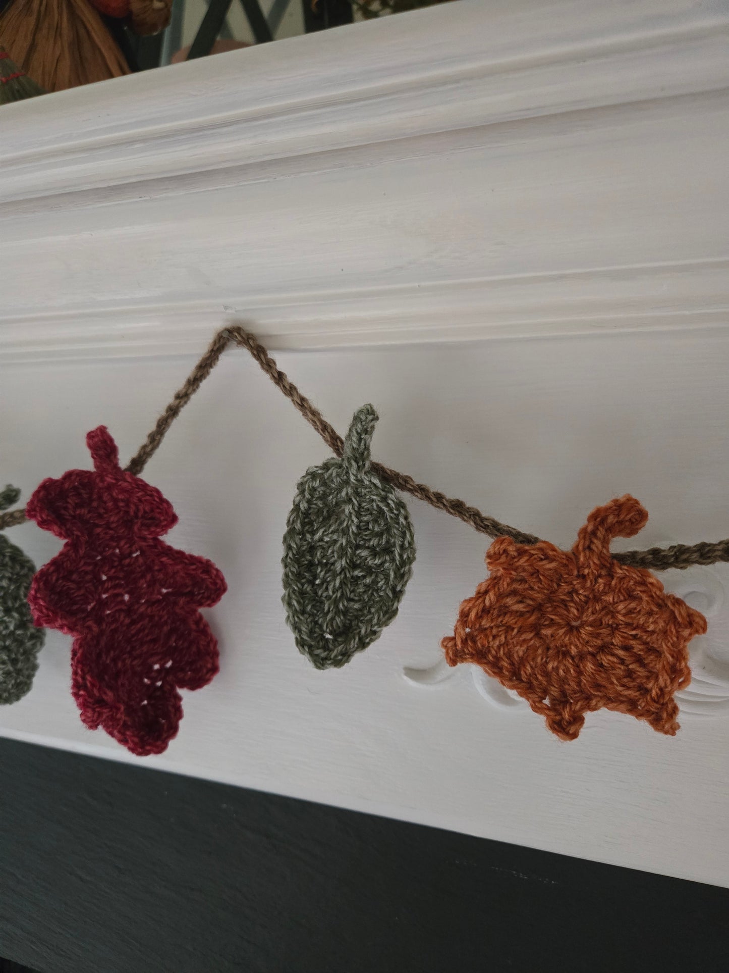 Handmade Fall Leaf Garland |Autumn Decor for Mantel, Fireplace, Table & Thanksgiving