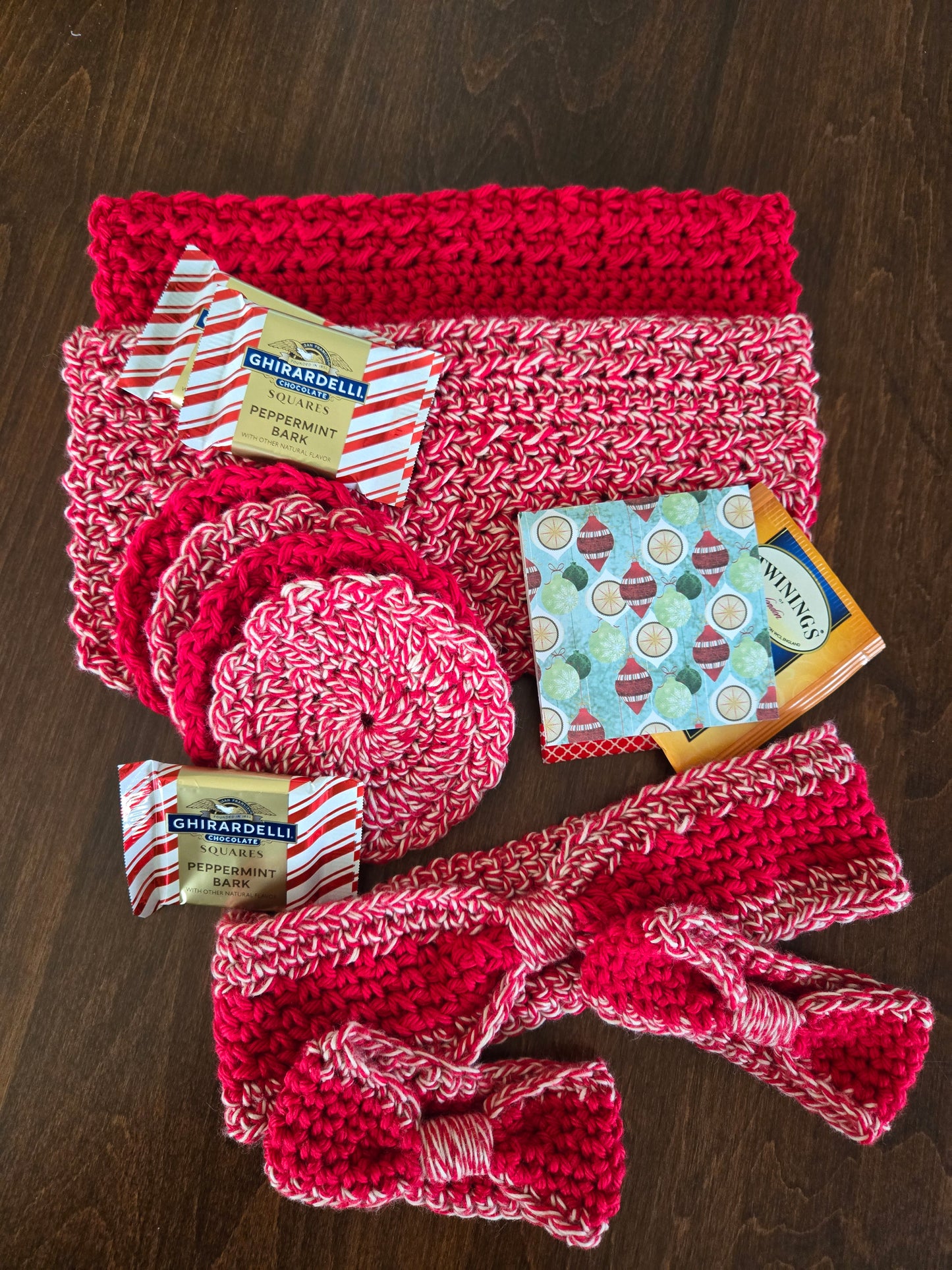 Candy Cane Holiday Spa Gift Set – Handmade Cozy Winter Self-Care